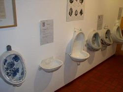 toilet-museum.jpg